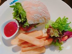 -瑞吉酒店·The Drawing Room闲逸廊·云端下午茶·夜奢Whiskey