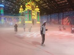 -西安银基冰雪世界