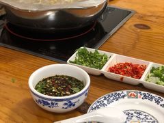 秘制豆捞汁-四爷捞锅·潮汕牛仔骨火锅(泉城路店)