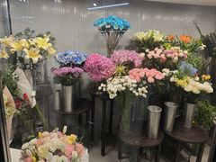 -靳晖金百合花艺GOLDENLILY(南院门店)