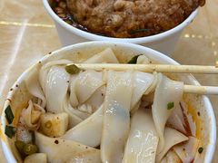 -覃肥叔桂林米粉(粮道街店)