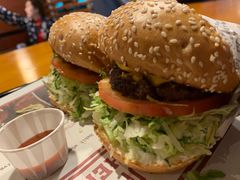-The Habit Burger Grill 哈比特汉堡(复兴soho店)