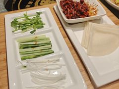 -娜仁图雅蒙古美食村(33小镇店)