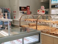 面包甜点陈列柜-好利来(北美N1店)