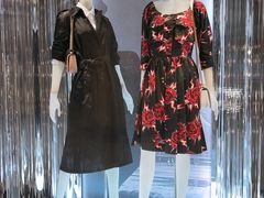 -PRADA普拉达(国际广场店)