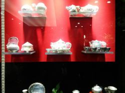 -凤凰县苗族银饰锻制技艺传习所