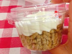 -红宝石·鲜奶小方·海派西点房(南丹店)