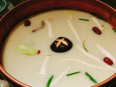 -三人行骨头王火锅(长寿店)