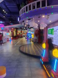 -LuckyStar幸运星家庭娱乐中心(东莞国贸店)