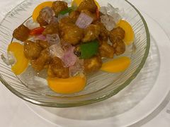 冰镇蜜桃猪颈肉-山泉公馆酒家(广州东站店)