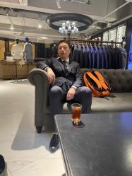-BRANS PORO布朗斯伯勒西装高级定制·瑞璞西装(金陵店)