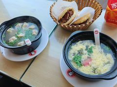 -闫家驴肉老店(华电一校店)