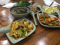 -荣华基·现炒快餐(肇嘉浜路店)