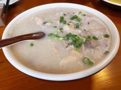 -洲心明记烧肉大粥