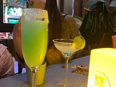 -拾光音乐餐酒吧(告庄星光夜市店)