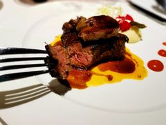 菲力牛排佐松露酱-王品牛排