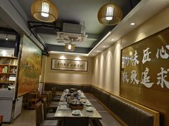 -胡须佬鸡煲四季火锅店(石厦西村直营店)