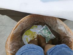 -郑远元专业修脚房(宣化路店)