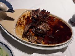 -八府香鸭·啫啫煲(华山路店)