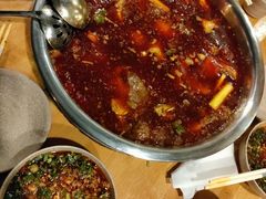 全红味锅底-肖肖酸萝卜鱼火锅(总店)