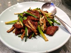 蚝皇姜葱爆牛肉-金悦轩海鲜酒家(拱北店)