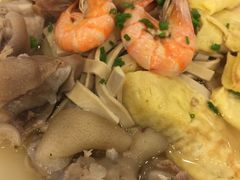 -鸿瑞興面馆(梅岭店)