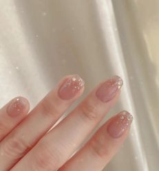 -悦颜美佳·美容·美甲美睫