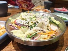 -明洞阿姨·韩式酱蟹烤肉·创意料理(三元桥店)