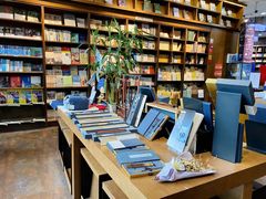 -新华书店白鹿书肆(市府路店)