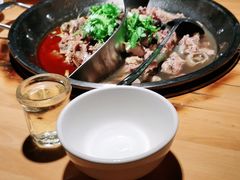 -大众跷脚牛肉馆·非遗传承单位(峨眉山店)