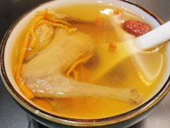 -鸽子侯·家宴·平价海鲜(绿地店)