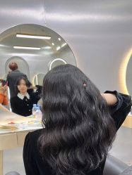 -Tloml salon