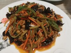 鱼香肉丝-四姐妹东北饺子(沙尾路店)