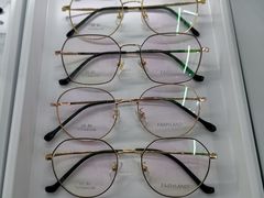 -潘多拉眼镜·蔡司依视路明月(潘家园店)