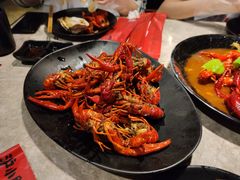 招牌去头去筋-沪小胖小龙虾(淮海中路旗舰店)