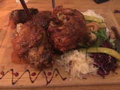 烤猪肘-Krčma Šatlava