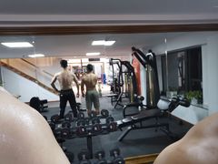 -悦耐私教健身馆(保利中心店)