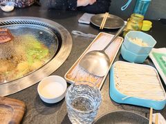 -蘸小院铁锅炖·蘸酱菜·东北菜(怀远门店)