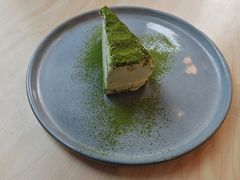 -必胜客(WOW阿罗海店)