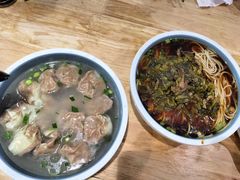 -老新隆牛肉锅贴(新街口店)