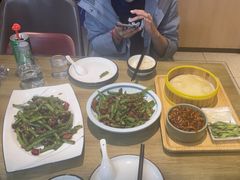 -小四川菜馆(托乐嘉店)
