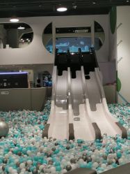 -MINI MARS KIDS CLUB亲子家庭中心(长宁天山店)