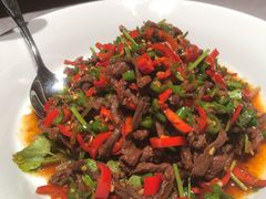 小炒黄牛肉-鸽子侯·家宴·平价海鲜(绿地店)