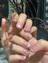 -Lucky girl建构养甲·中式翘睫专业店