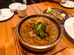 私房东北乱炖-hallch 好吃餐厅(全运村中央广场店)