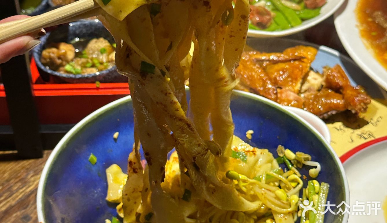 门外是太原！门内水外洞天