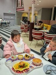 -奈尔宝家庭中心·亲子餐厅(鄞州万达店)