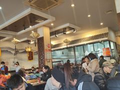大堂-华盛园卷子王农家菜水库鱼