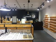 -罗伯特眼镜·蔡司官方授权(罗湖国贸店)