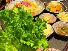 -铭牛烧肉·和牛海鲜自助(高新月牙湖店)